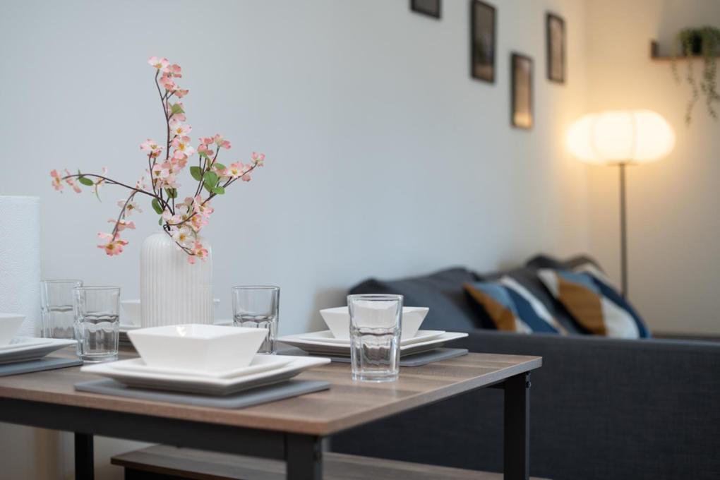Zenith Hub Apartment Londra Exterior foto