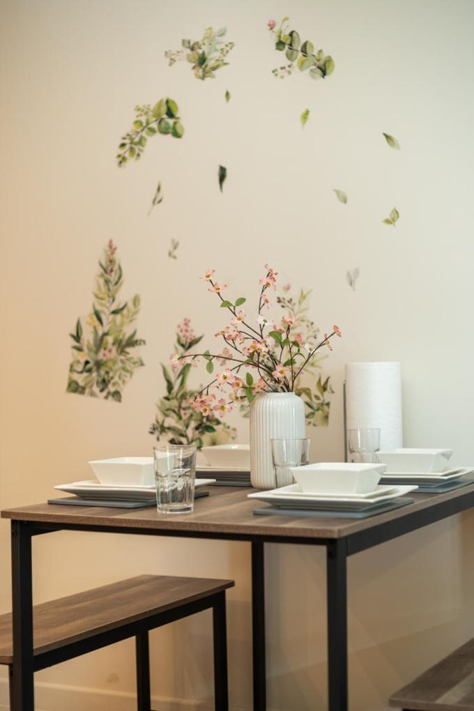 Zenith Hub Apartment Londra Exterior foto